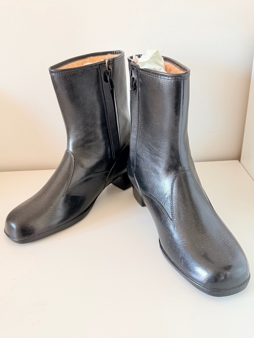 Made in USA Wide Black Shearling lining boots